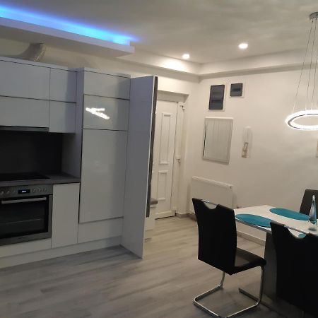 Dilara Apartman Sárvár Εξωτερικό φωτογραφία